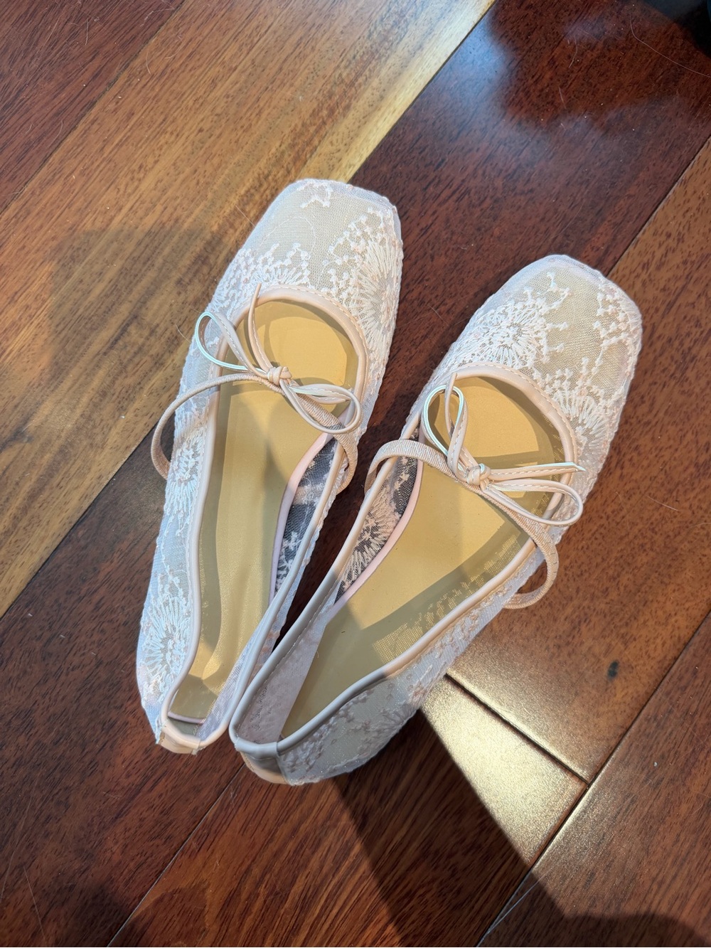 LACE BALLET FLATS